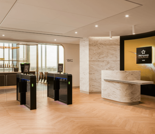 Star Alliance Lounge in Paris verteidigt ihren Spitzenplatz bei Skytrax Star Alliance Lounge in Paris gewinnt erneut bei Skytrax. Auch in Los Angeles reicht es für Platz zwei. Bildquelle: Lufthansa