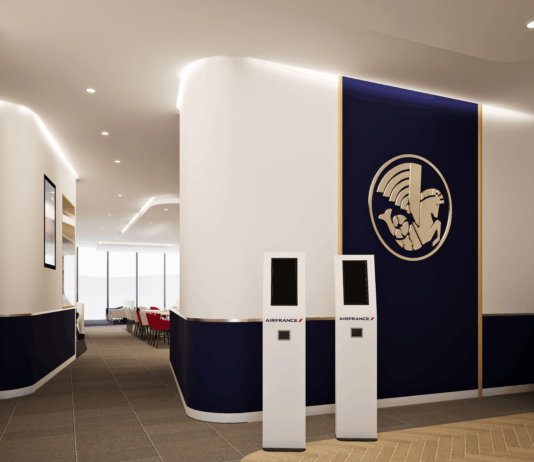 Neue Air France Lounge in Frankfurt eröffnet Die neue Air France Lounge am Flughafen Frankfurt ist ab sofort geöffnet und bietet französisches Flair. Air France lounge FRA © Wings Architects