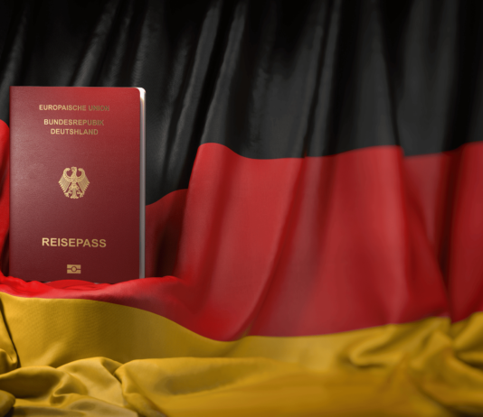 Neue Reisepass-Regeln: Das ändert sich für Reisende Neue Regeln sollen den Reisepass einfacher und digitaler machen.