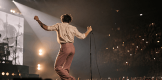 Harry Styles Presale Tickets für Berlin sichern! Amex Karteninhaber erhalten früheren Zugang zu den Tickets.