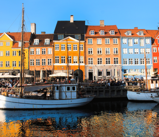 Die lebenswerteste Stadt der Welt – kennst du sie? Diese Stadt überzeugt mit hoher Lebensqualität und einem besonderen Stadtbild.