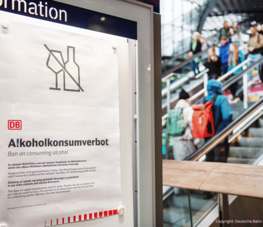 Alkoholkonsumverbot an Bahnhöfen: Das gilt jetzt Neues Hausrecht bringt klare Regeln für deine Reise.