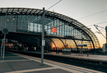 Deutsche Bahn Fahrplan 2027 bringt wichtige Änderungen Alle Infos zu Preisen, Familienticket und Fahrplan.