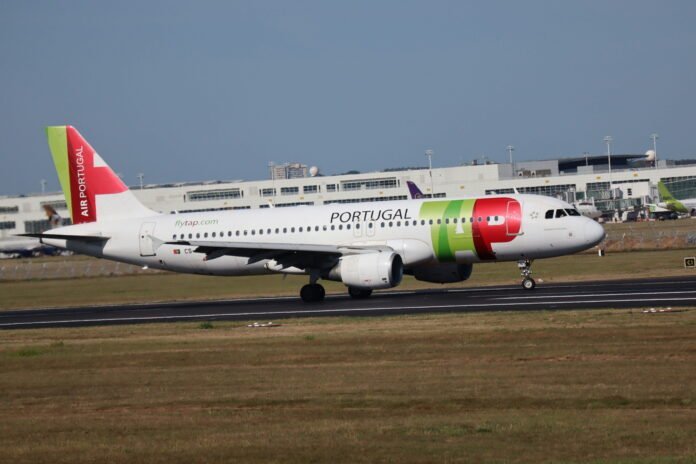 Flugzeug_TAP_Air_Portugal Doppelte Meilen und bis zu 15 % Rabatt auf Hotels.