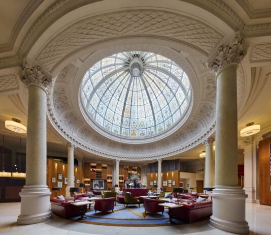 Städtetrips für Buchliebhaber: 5 europäische Metropolen entdecken Literaturreisen zu den schönsten europäischen Metropolen. hreadneedles, Autograph Collection, London. © Marriott International.
