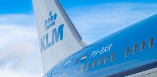KLM Rabattcode: 60 € Rabatt zum 107. Geburtstag sichern Spare jetzt 60 € auf deinen nächsten Langstreckenflug mit KLM. Foto: KLM