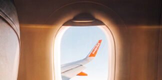Starlink bei easyJet: Schnelles Internet über den Wolken ab 2027 easyJet lässt noch offen, ob das WLAN kostenlos sein wird. Bildquelle: easyJet